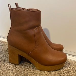 Clog Booties Cognac